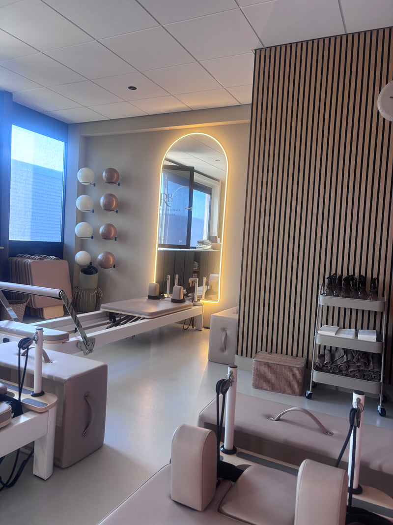 Volg The Reformer Boutique